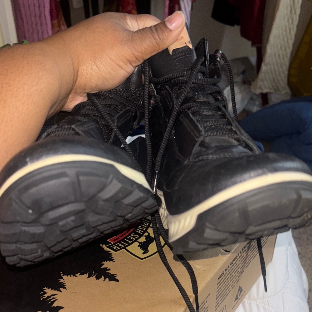 Ecco Black and Cream Leather Boots - Picture 9 of 11